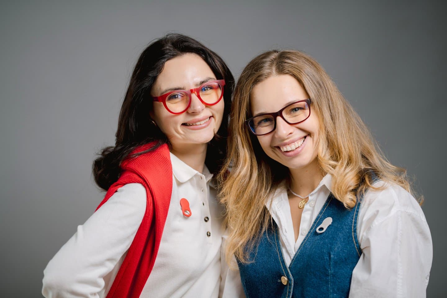 VOLUME 75: Multifocals vs Progressives vs ‘Shift’ Lenses: What’s the Difference? cover photo